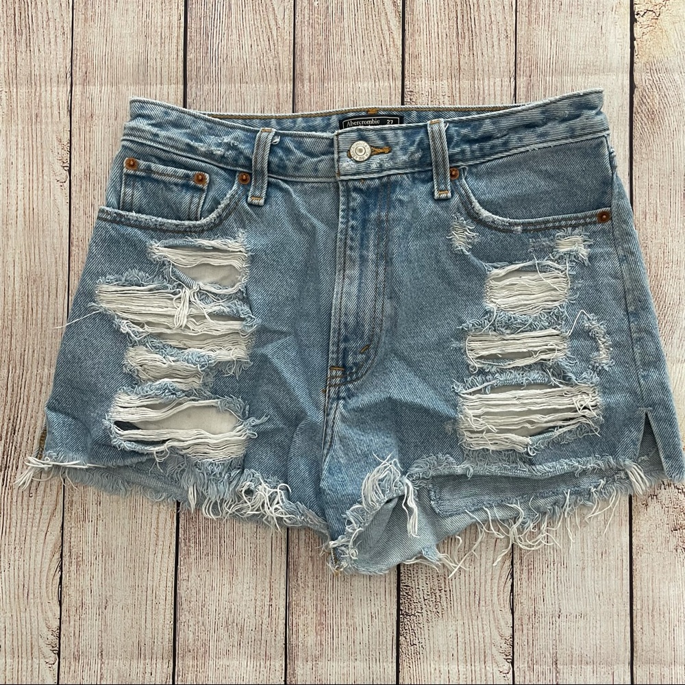 Abercrombie & Fitch | Hi-rise Annie jean shorts